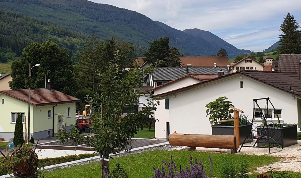 Hotel Gasthof Kreuz Welschenrohr Exterior photo