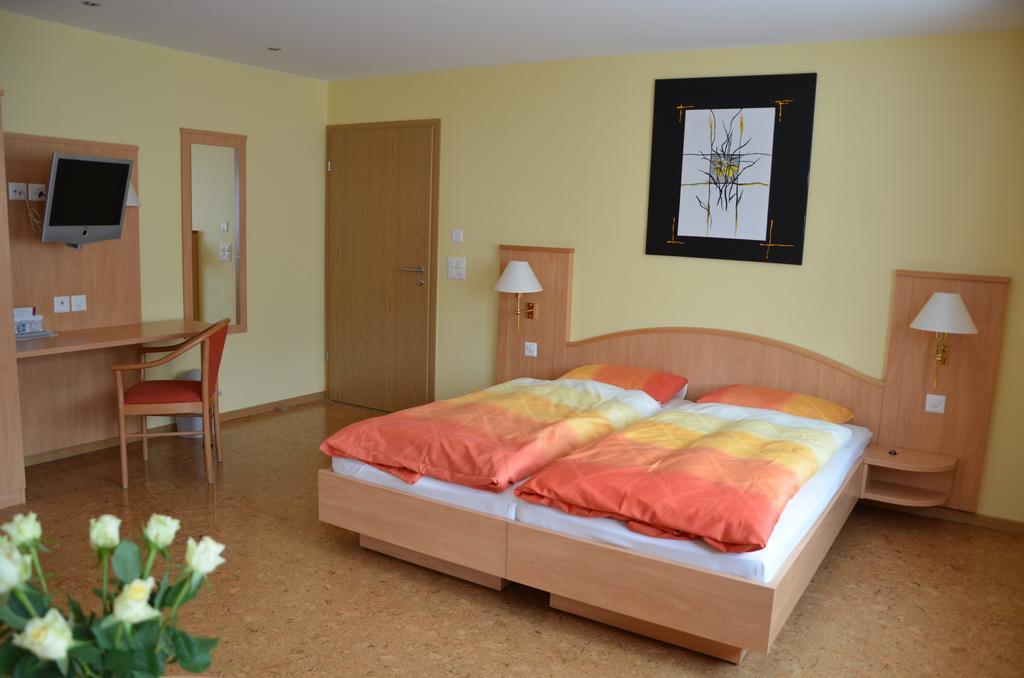 Hotel Gasthof Kreuz Welschenrohr Exterior photo